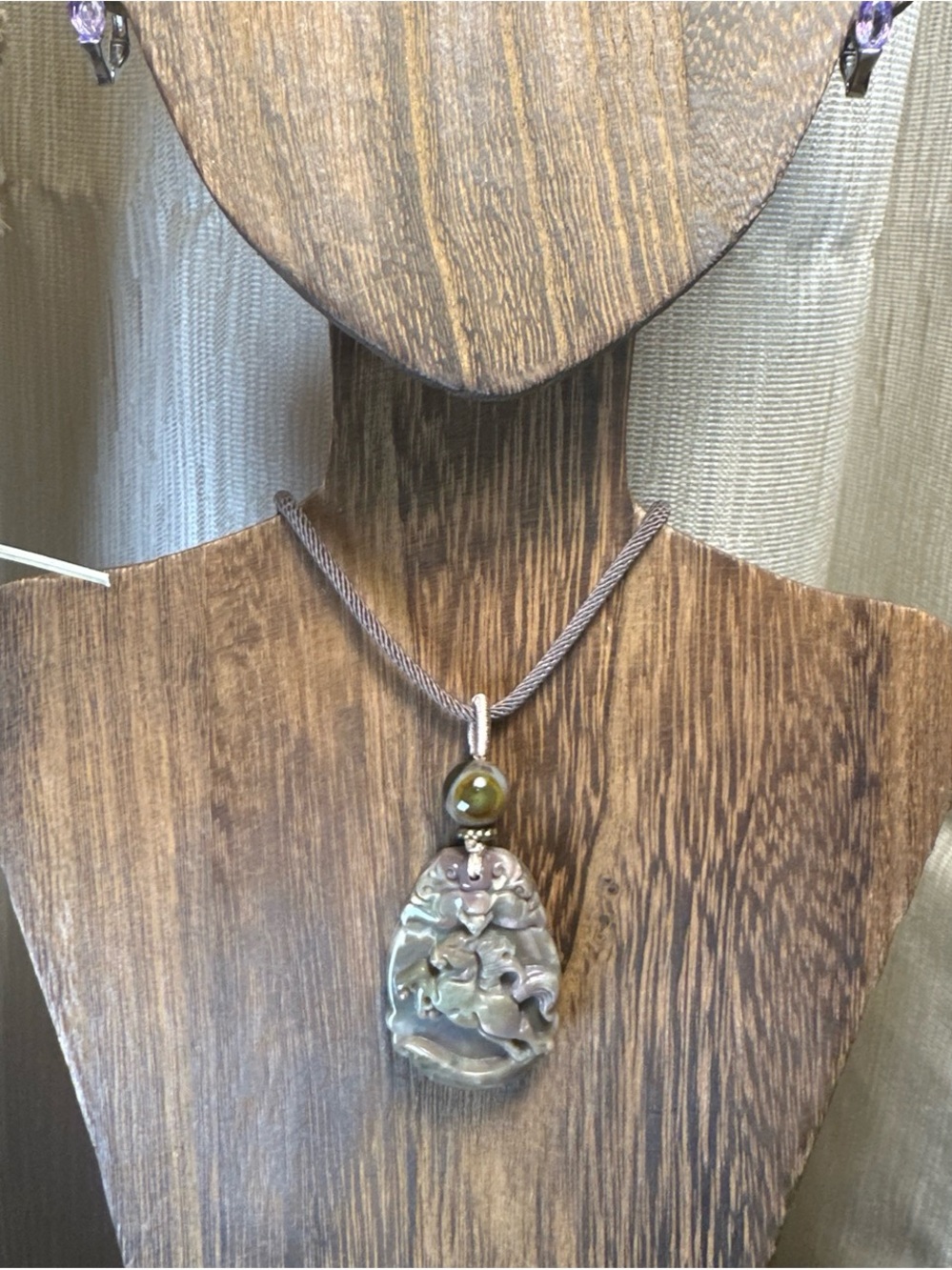 Alashan Agate Horse Carving Pendant Necklace on Brown Rope - Picture 10 of 16